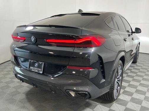 2022 BMW X6 xDrive40i