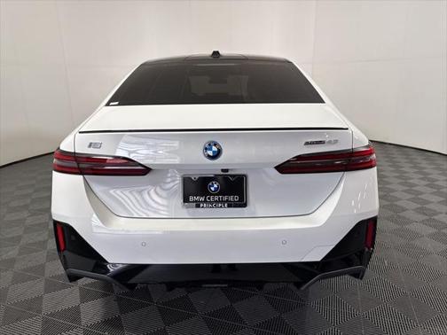 2024 BMW i5 eDrive40