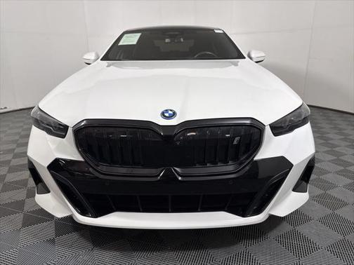 2024 BMW i5 eDrive40