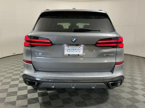 Skyscraper Grey Metallic 2026 BMW X5 sDrive40i