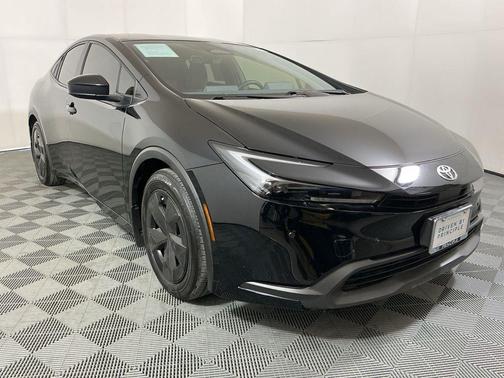 2024 Toyota Prius LE