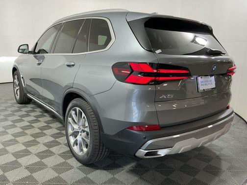2026 BMW X5 PHEV xDrive50e