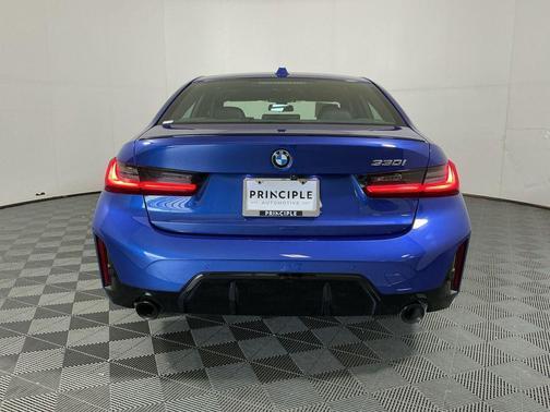 Portimao Blue Metallic 2023 BMW 330 330i