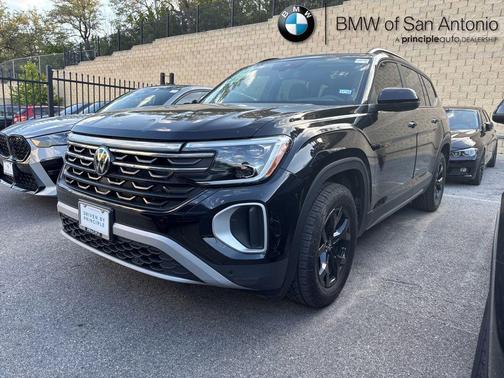 2025 Volkswagen Atlas 2.0T Peak Edition
