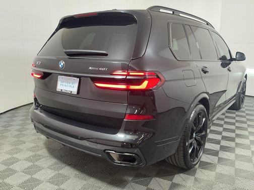 2024 BMW X7 xDrive40i