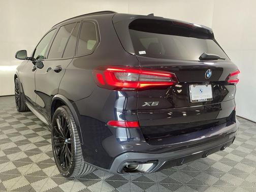 2023 BMW X5 sDrive40i