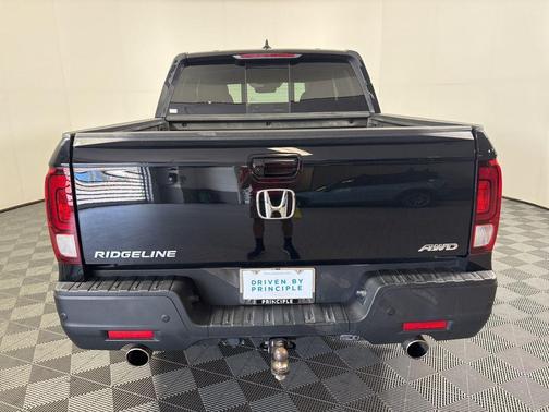 2022 Honda Ridgeline Black