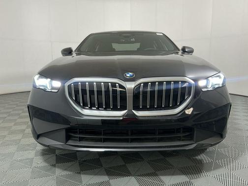 Black Sapphire Metallic 2026 BMW 530 530i
