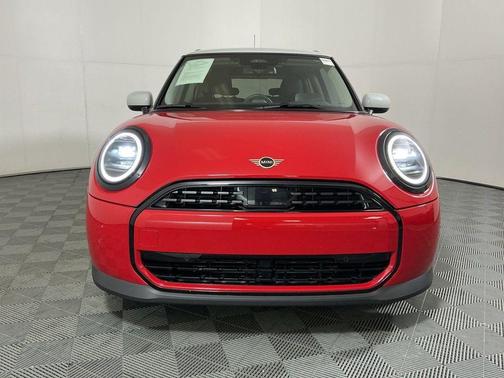Chili Red 2025 MINI Hardtop Cooper
