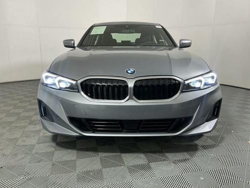2025 BMW 330 330i