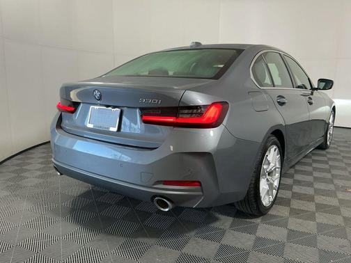 2025 BMW 330 330i