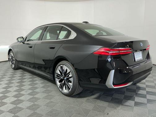 2026 BMW 530 i