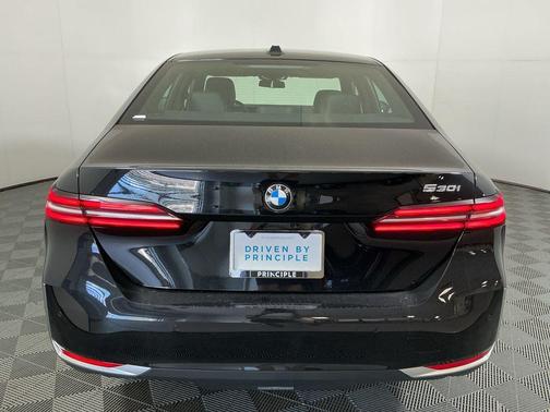 2026 BMW 530 i