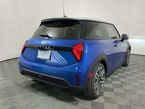 Blue Metallic 2026 MINI Hardtop Cooper S