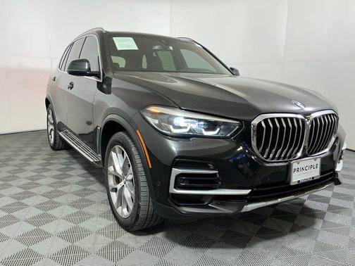 Black Sapphire Metallic 2023 BMW X5 sDrive40i