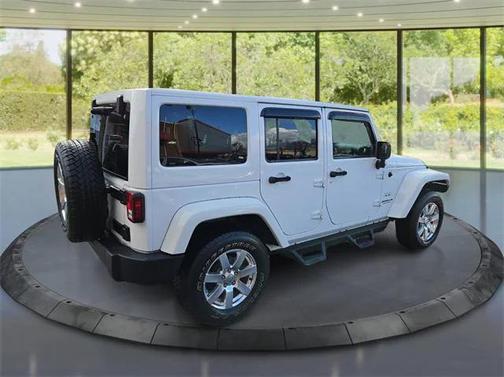 2017 Jeep Wrangler Unlimited Sahara 4x4