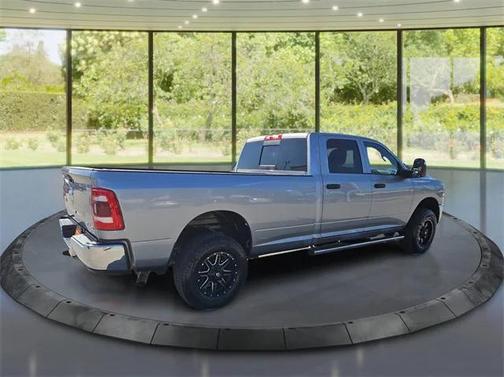 2024 RAM 2500 Tradesman Crew Cab 4x4 8 Box