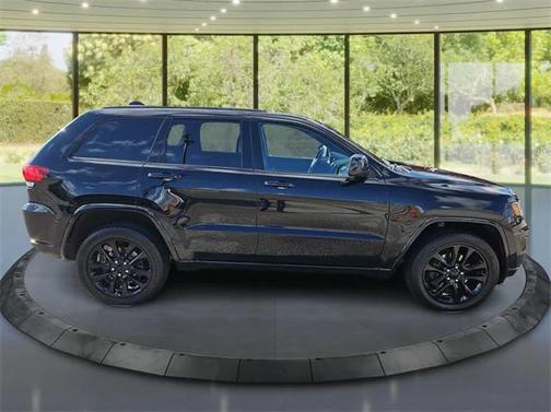 2021 Jeep Grand Cherokee Laredo X 4x4