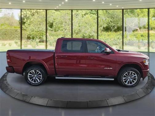 2021 RAM 1500 Laramie Crew Cab 4x4 57' Box