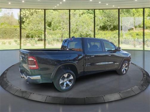 2021 RAM 1500 Laramie Crew Cab 4x4 57' Box
