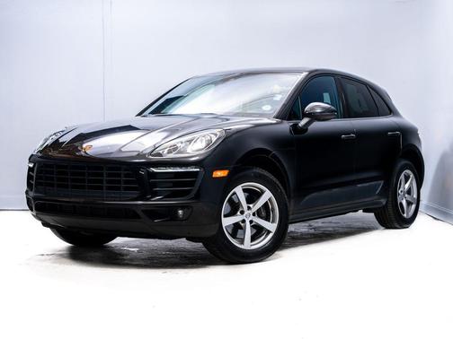 Black 2018 Porsche Macan