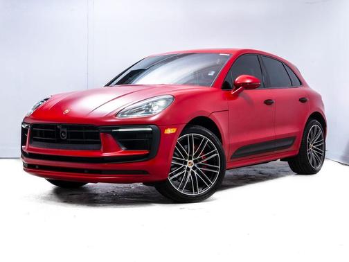 Carmine Red 2025 Porsche Macan S