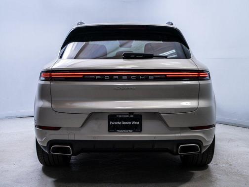 2026 Porsche Cayenne Base