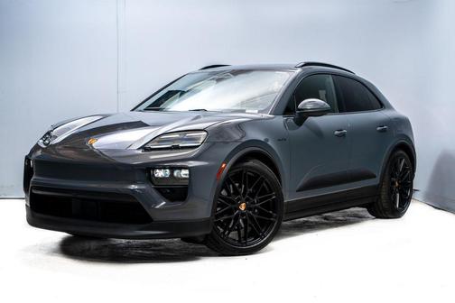 Slate Gray 2026 Porsche Macan 4