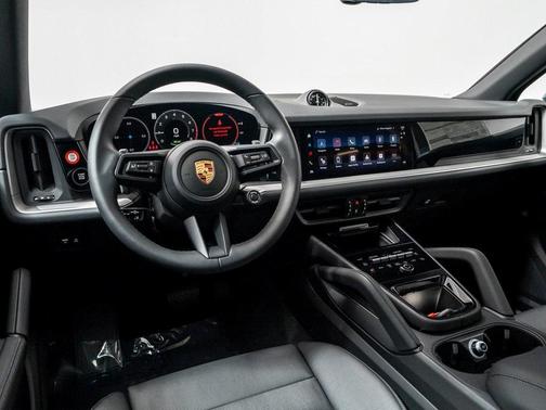 2026 Porsche Cayenne AWD