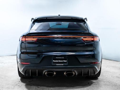 Moonlight Blue Metallic 2023 Porsche Cayenne Turbo GT