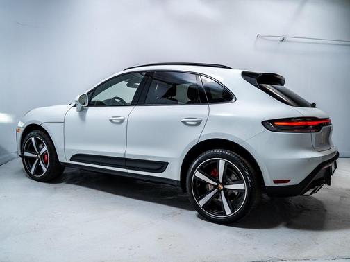 2026 Porsche Macan S