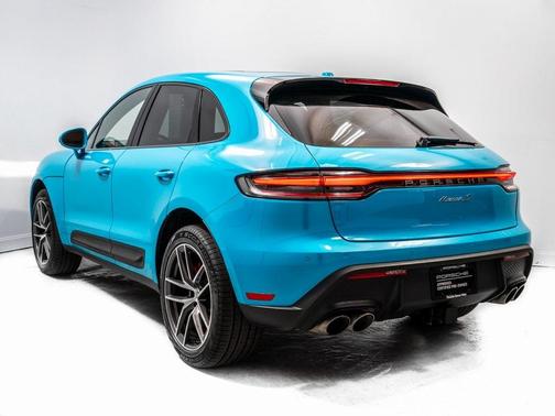 2022 Porsche Macan S