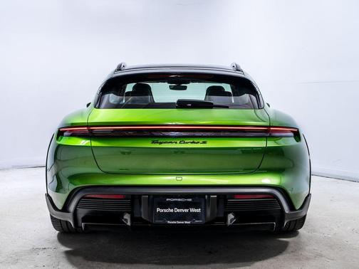 2022 Porsche Taycan Turbo S