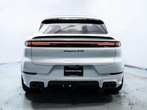2026 Porsche Cayenne GTS
