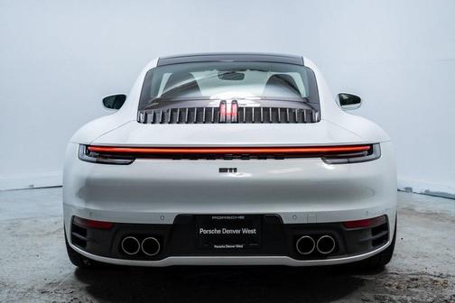2022 Porsche 911 Carrera S