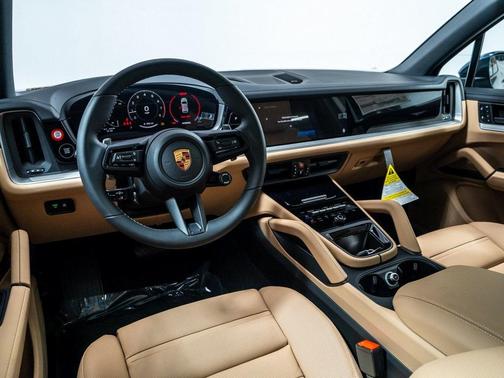 2026 Porsche Cayenne Base