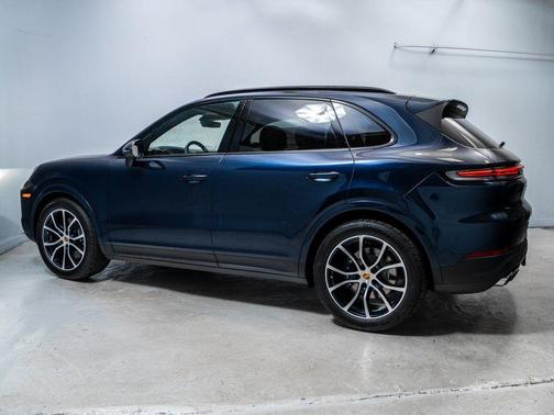 2026 Porsche Cayenne Base
