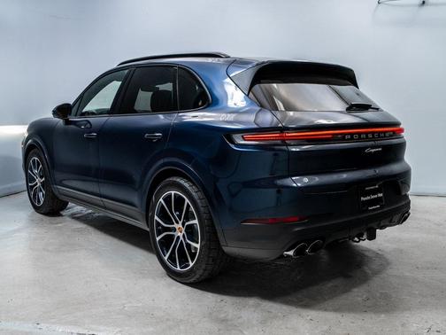 2026 Porsche Cayenne Base