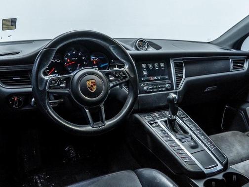 2018 Porsche Macan GTS