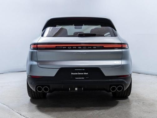 2026 Porsche Cayenne Base