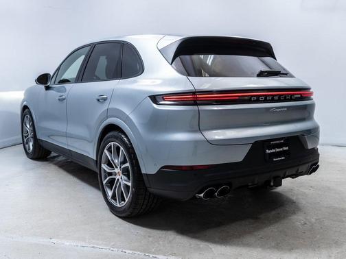 2026 Porsche Cayenne Base