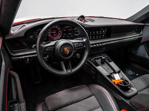 2024 Porsche 911 Carrera GTS
