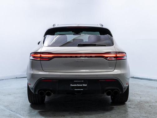 2025 Porsche Macan T