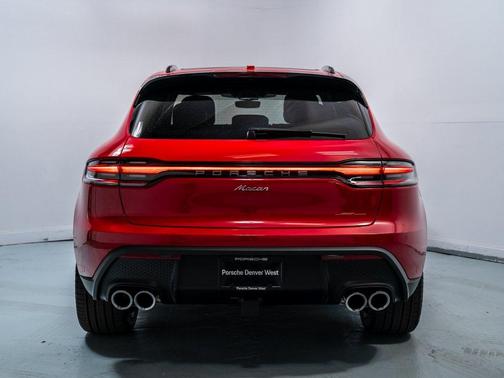 2026 Porsche Macan 
