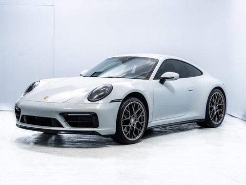 2021 Porsche 911 Carrera