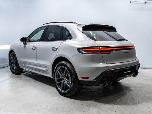 2026 Porsche Macan T