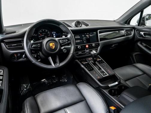 2026 Porsche Macan T