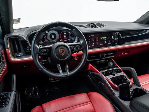 2024 Porsche Cayenne Turbo GT