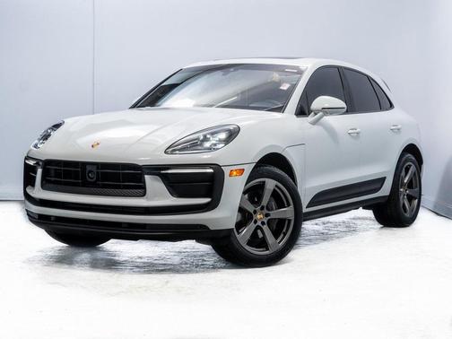 2024 Porsche Macan T