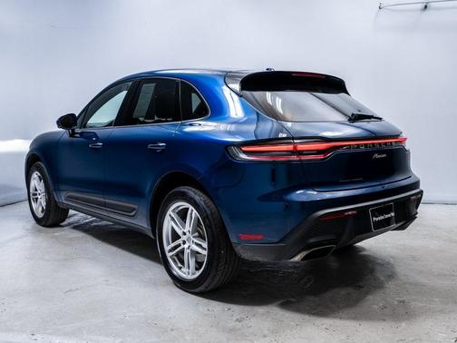 2023 Porsche Macan 
